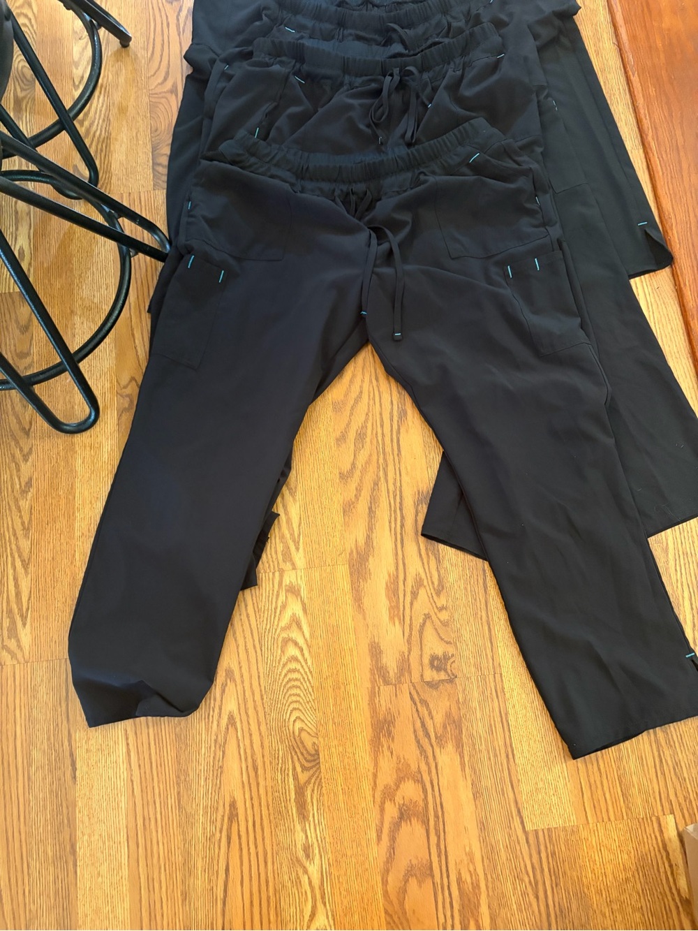 4 pairs Scrubstar scrubs all in excellent condition women’s size XL/XG - Picture 3 of 9